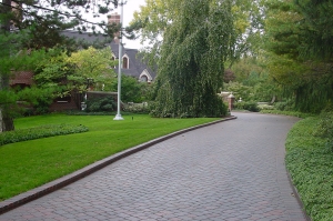 Brick paver driveway