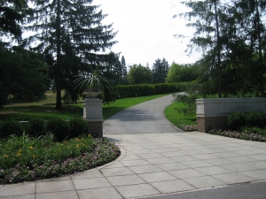 Brick paver driveway