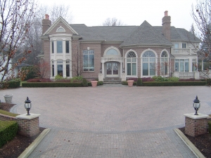 Brick paver driveway