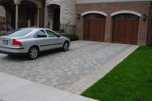 Brick paver driveway