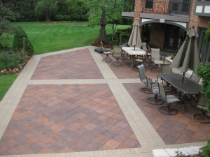 brick paver patio
backyard patio