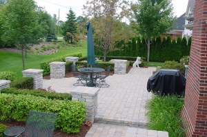 brick paver patio
backyard patio