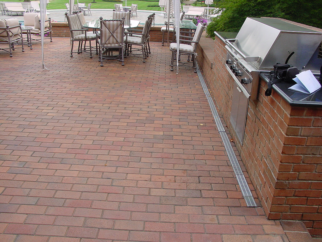 Outdoor Fireplaces, Decks & Kitchens | Oakland MI | SDS Stone Paving - 4a89cb_bba97186b4b446dbbfc0b3de7beedf20